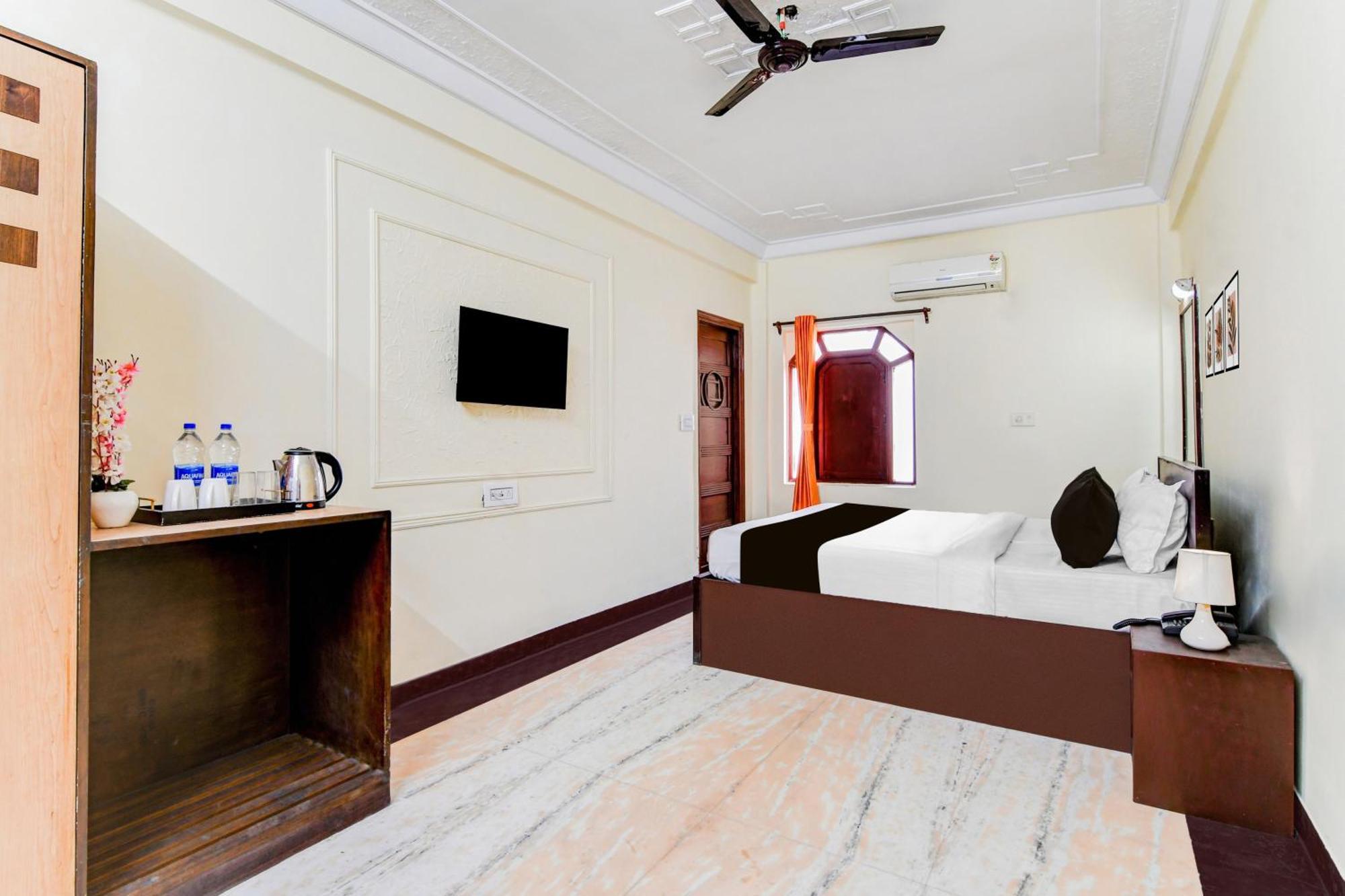 Super Hotel O Lenin Sarani Kalküta Dış mekan fotoğraf